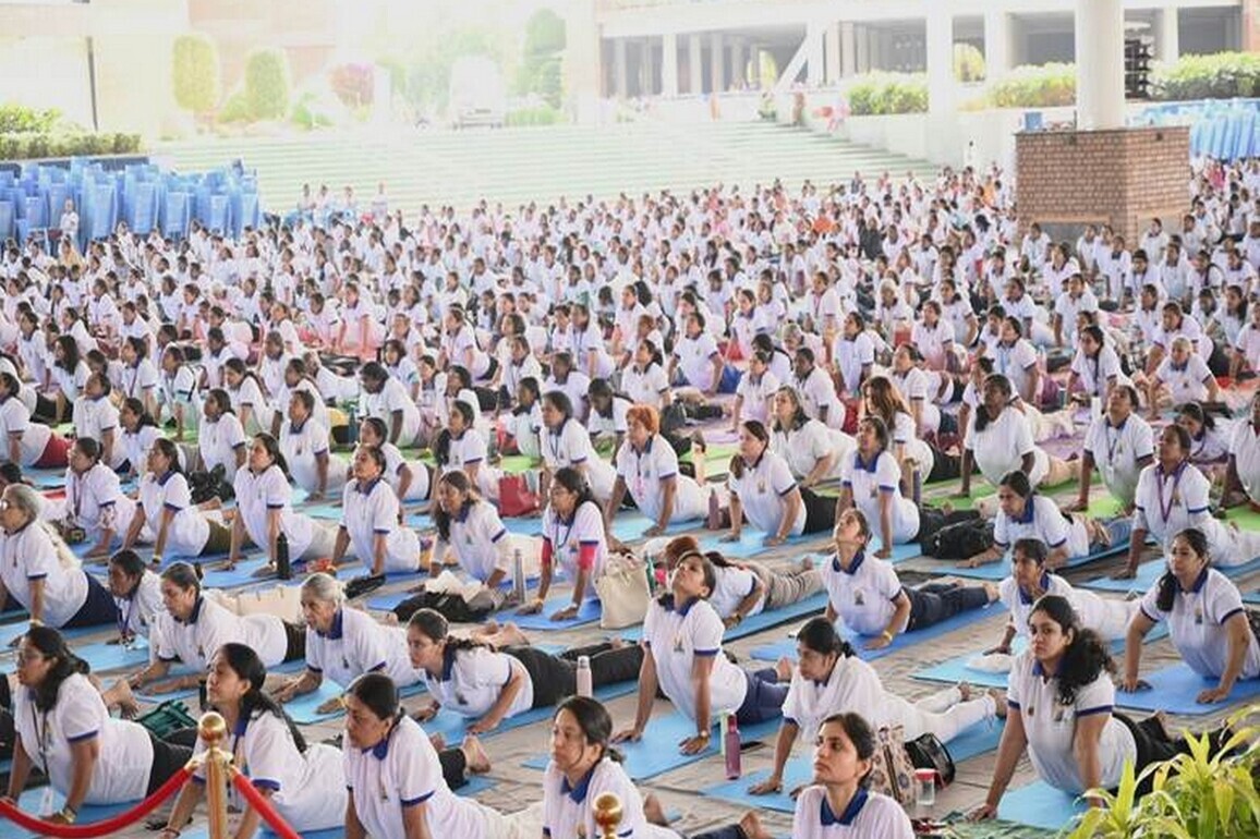6,000+ perform Bhujangasana, set Asia record as Yoga Mahotsav marks 50-Day countdown to IDY 2026
