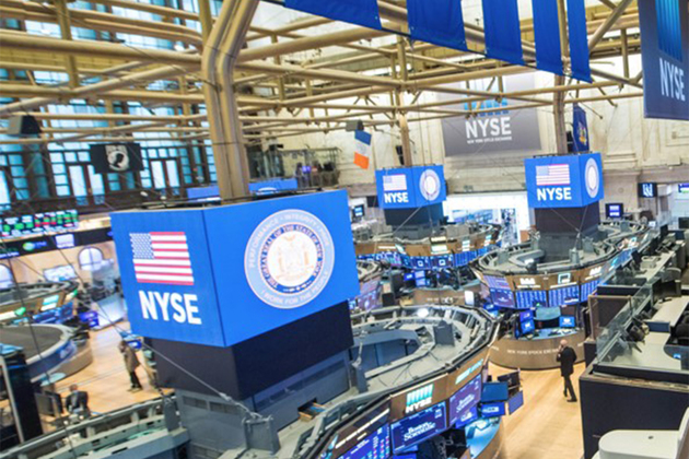 Wall Street crashes as Trump announces 100% tariff on Chinese goods, USD 1.5 trillion wiped out
