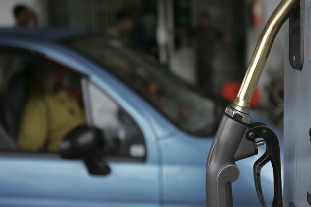 Bangladesh begins receiving additional 5,000 tonnes of diesel from India