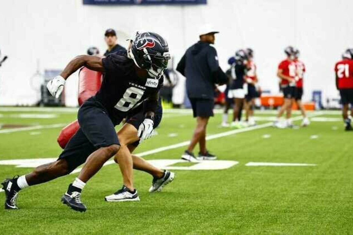 Harris Hits: Back Practicing In Houston