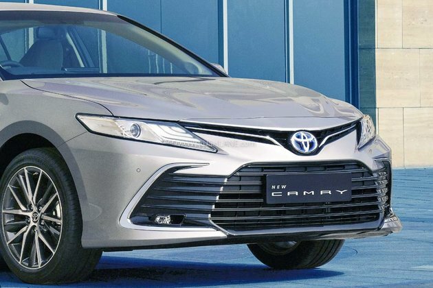 2022 Toyota Camry Hybrid Launch Price Rs 41.7 Lakh - Bookings Open