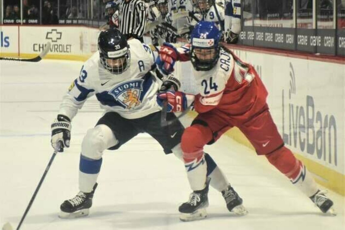 Vancouver signs first-round pick F Michelle Karvinen