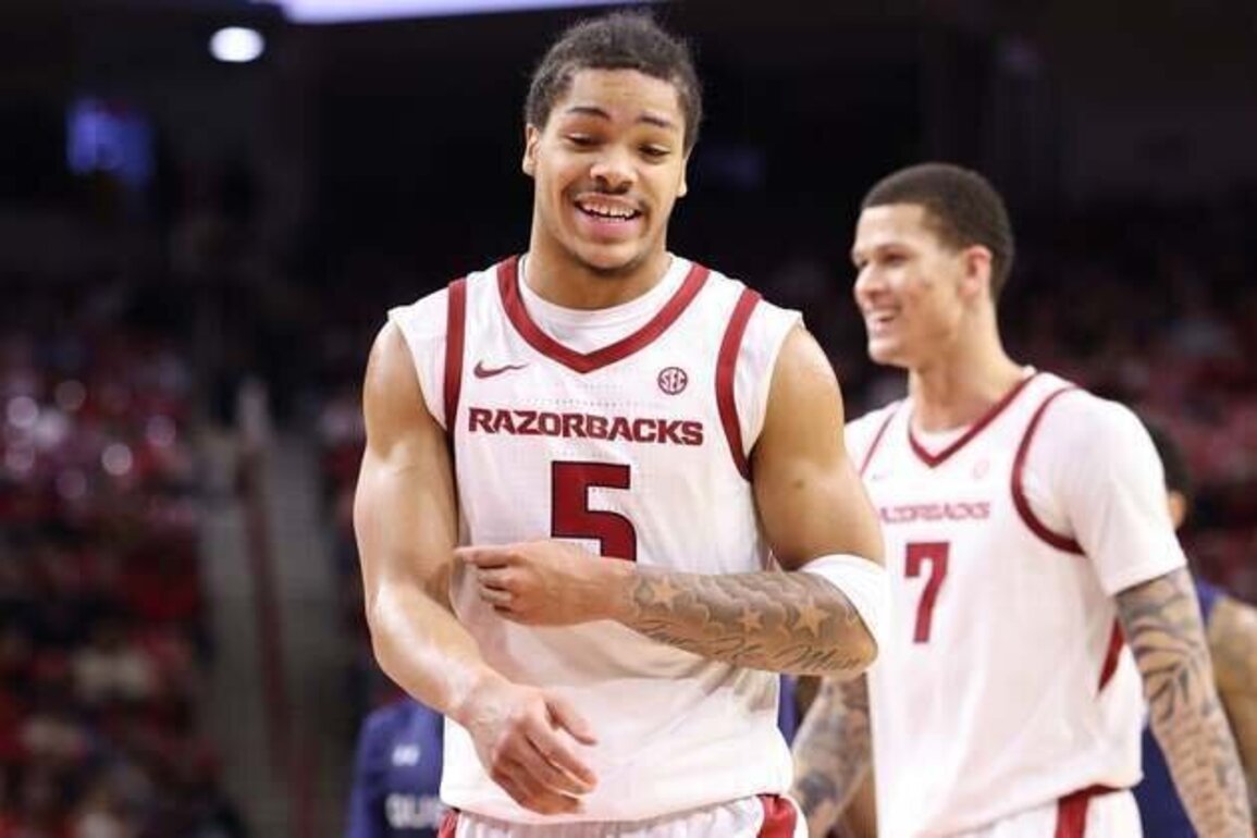 No. 14 Arkansas meets No. 8 Houston as freshman flashes elite talent