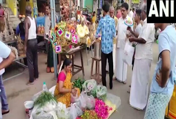 Tamil Nadu: People throng markets on Ganesh Chaturthi