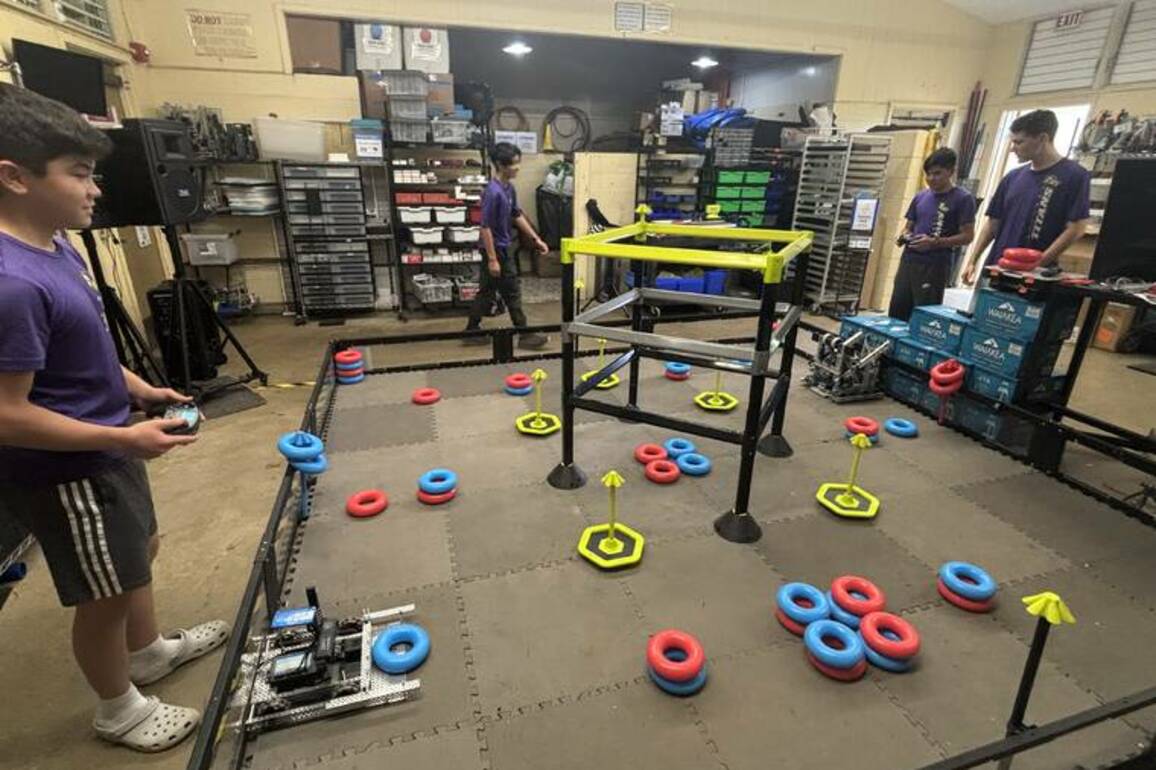 Waiakea Intermediate robotics team heading to world championships