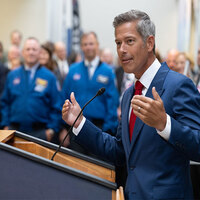 NASA to open HLS contract for Bezos's Blue Origin over delays; Musk says "They won't"