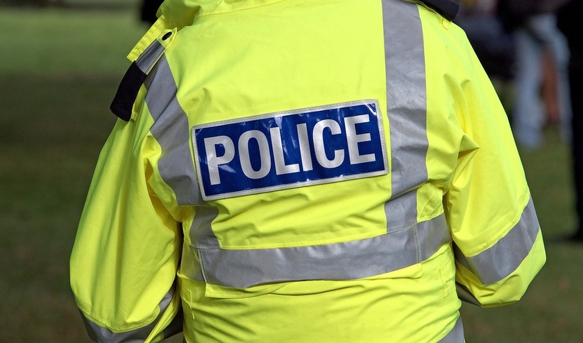 Police (c) Andrew Martin/Pixabay