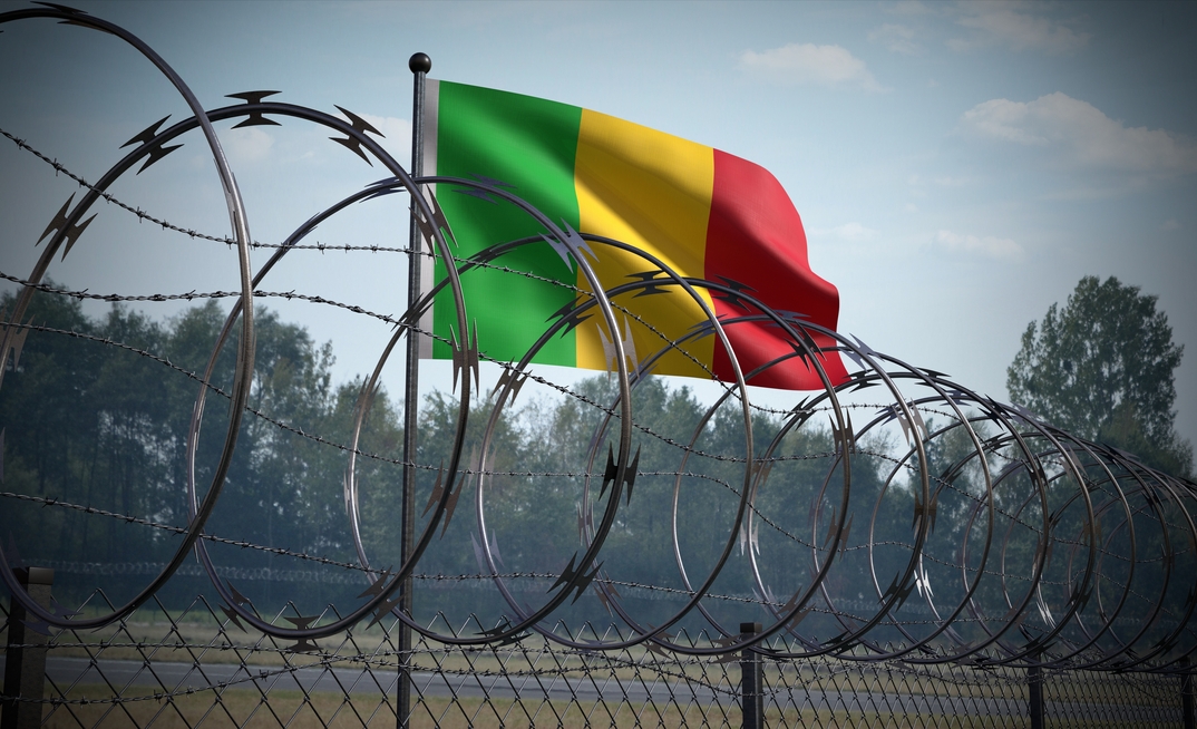Malian junta detains four Barrick employees