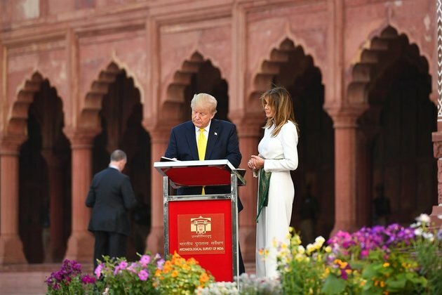 Trump hails &#039;exceptional&#039; Modi at huge India rally