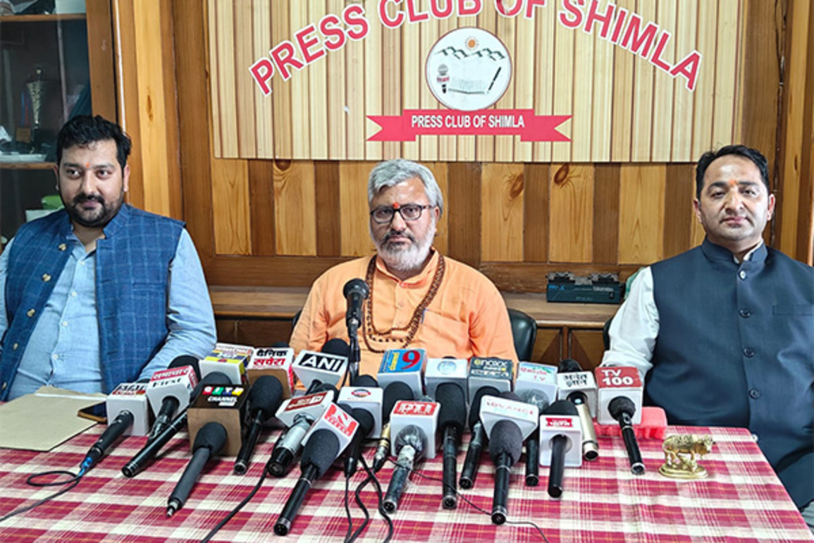 "Enact a central law declaring Gau Mata as Rashtra Mata", demands Swami Avimukteshwaranand Saraswati's national media incharge