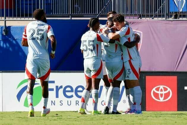 FC Dallas moves closer to playoffs with win over Galaxy