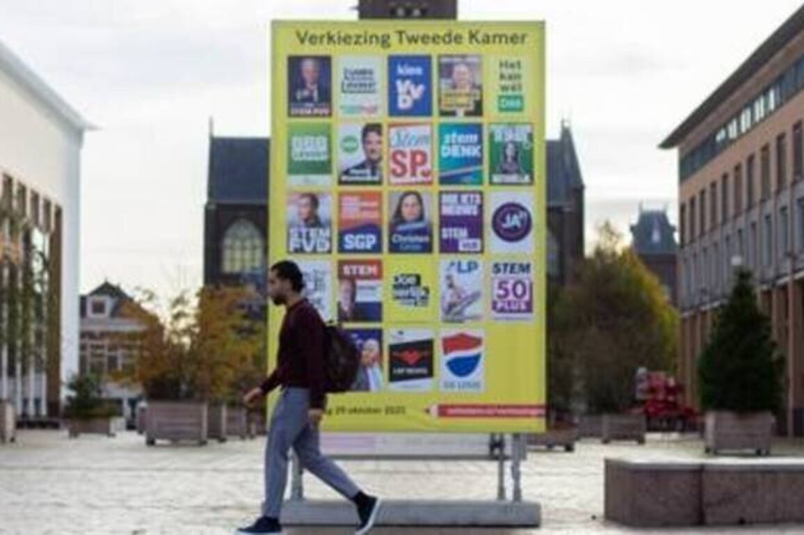 Pro-EU liberals and anti-immigration hardliners tied in extremely narrow Dutch election