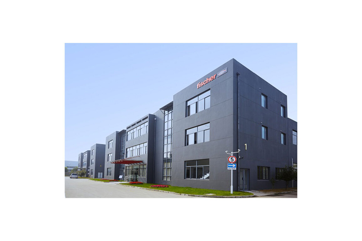 fischer Strengthens Production in Asia: New Production Sites in India and China