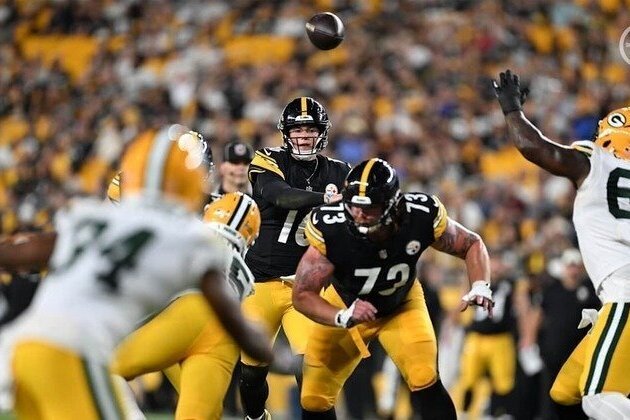 Steelers roll past Packers, 28-9, to open preseason