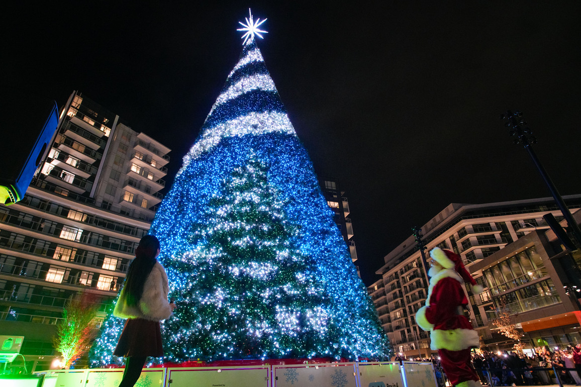 CANADA-RICHMOND-CHRISTMAS TREE-LIGHTING CEREMONY