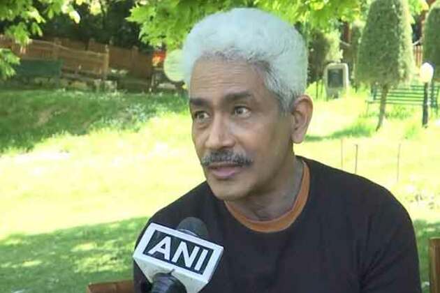 "We will not be afraid...appeal to everyone to come here": Atul Kulkarni on his visit to Pahalgam after terror attack