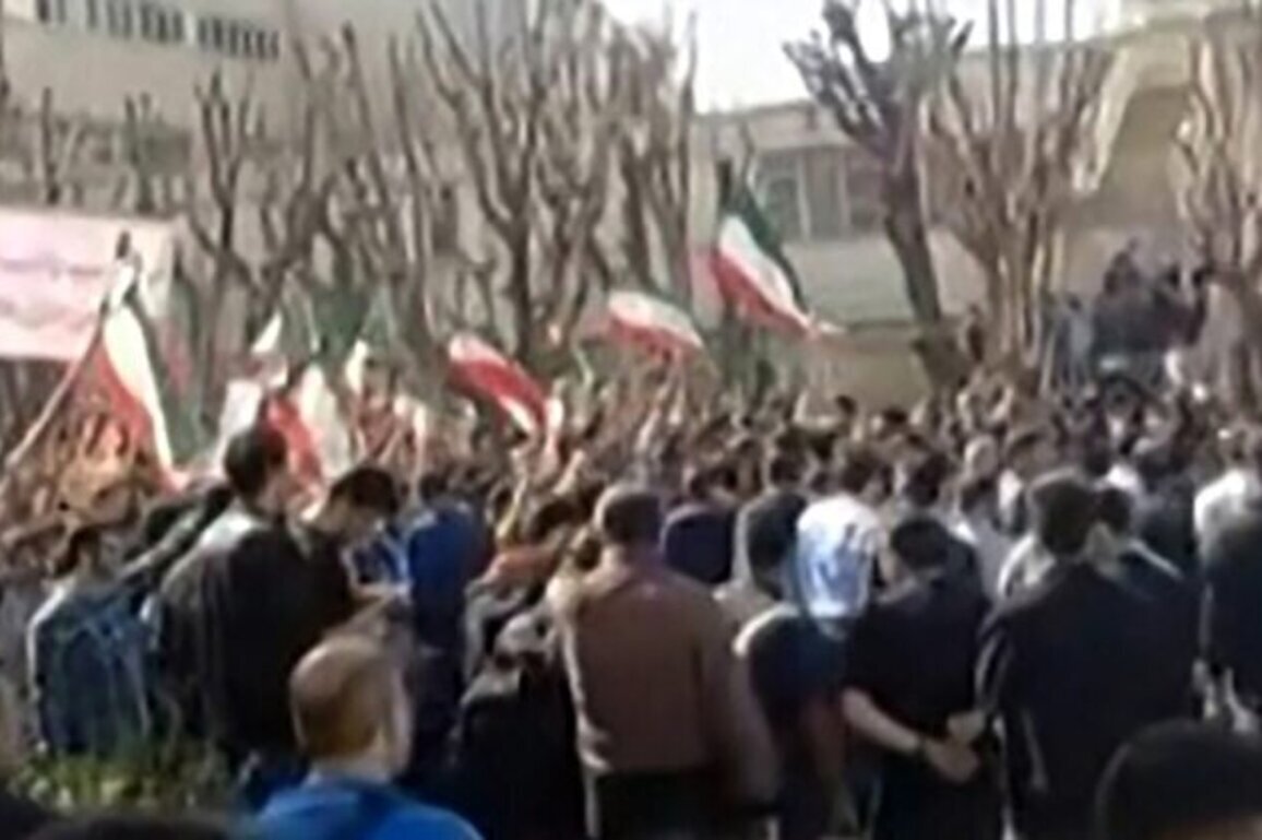 Iranian Students Reignite Anti-Government Protests For Third Day