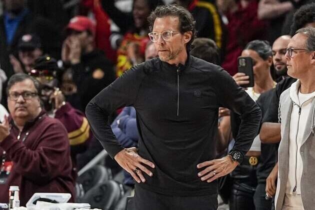 NBA roundup: Hawks clinch playoff berth with rout of Cavaliers