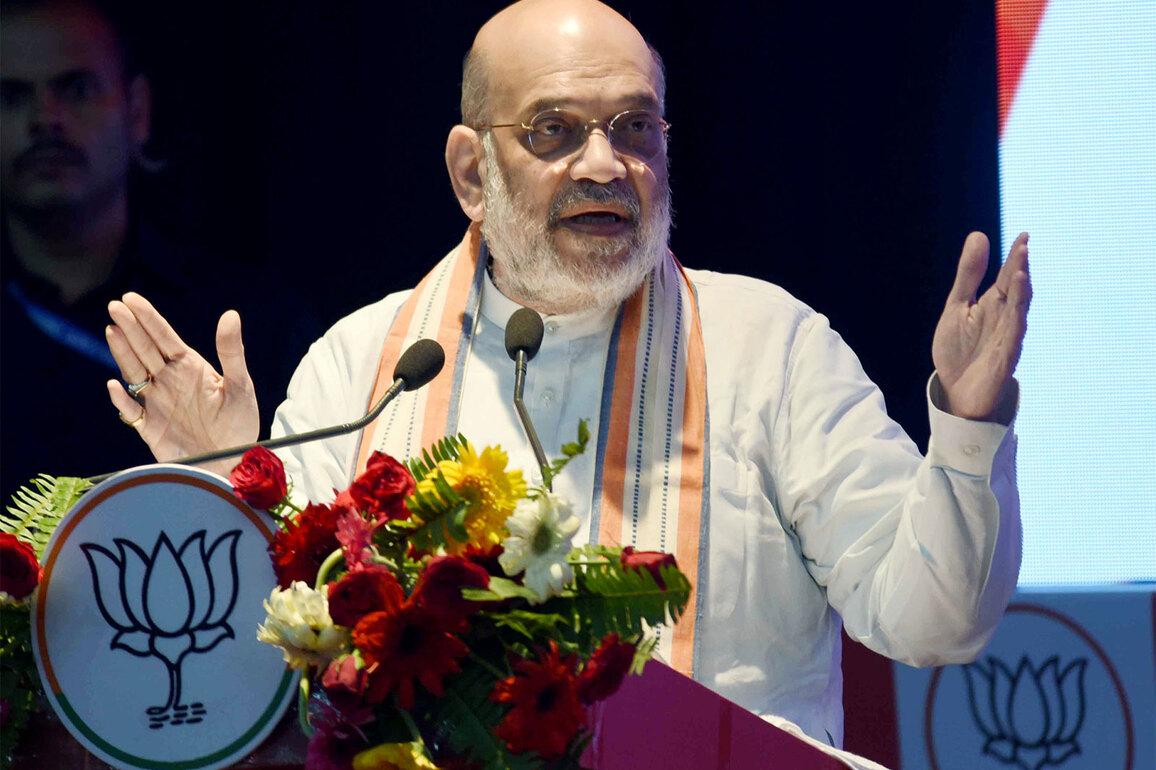 "Every time they insult PM Modi, lotus blooms from mud": Amit Shah hits back at Rahul Gandhi
