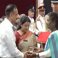 President Murmu honours Captain Deepak Singh with Shaurya Chakra