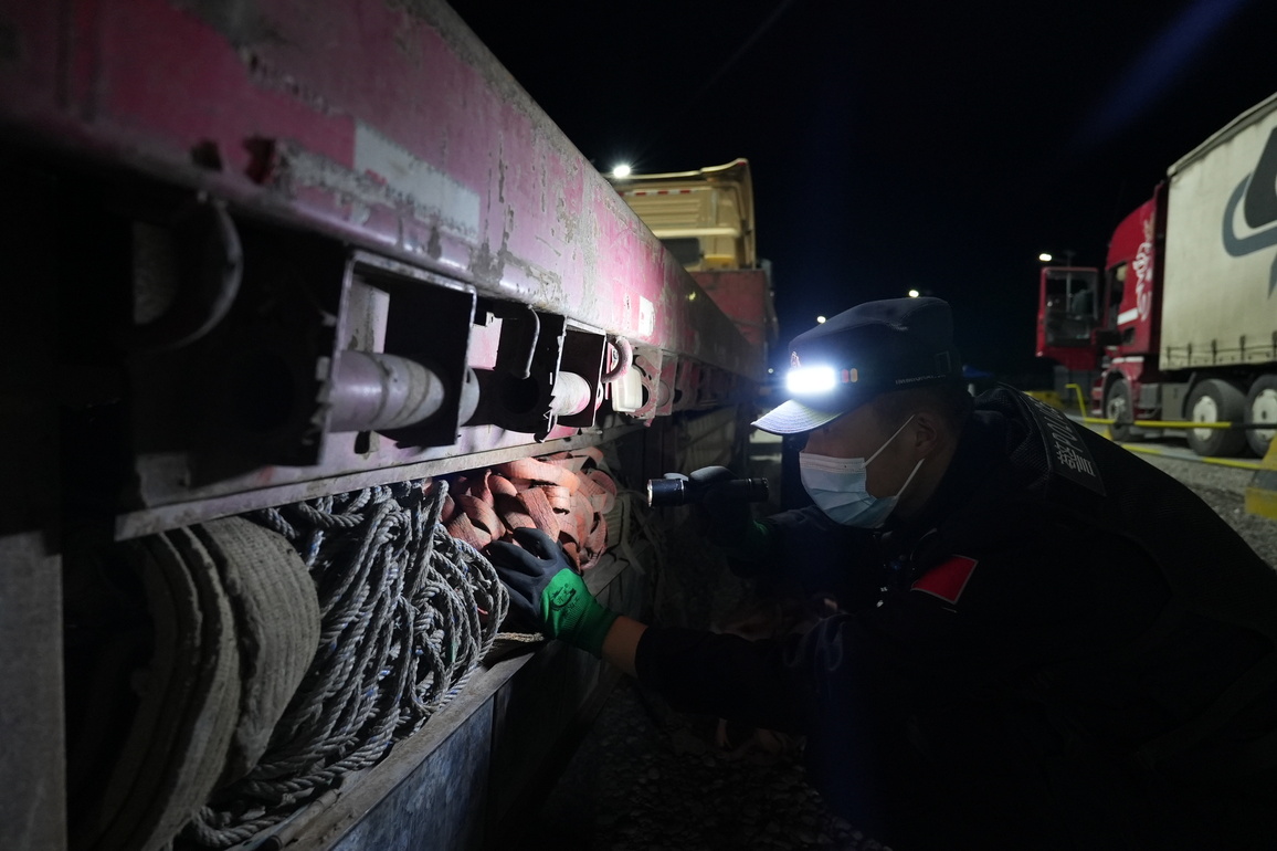 CHINA-XINJIANG-IRKESHTAM PORT-24/7-OPERATION-TRIAL (CN)