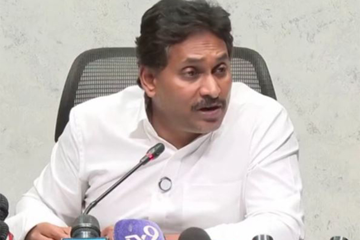 AP: Jagan Mohan Reddy accuses Chandrababu Naidu of politicising Tirupati issue