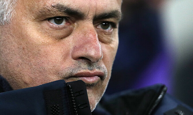 Mourinho sees no hope for Spurs without Son, Kane Mourinho sees no hope for Spurs without Son, Kane