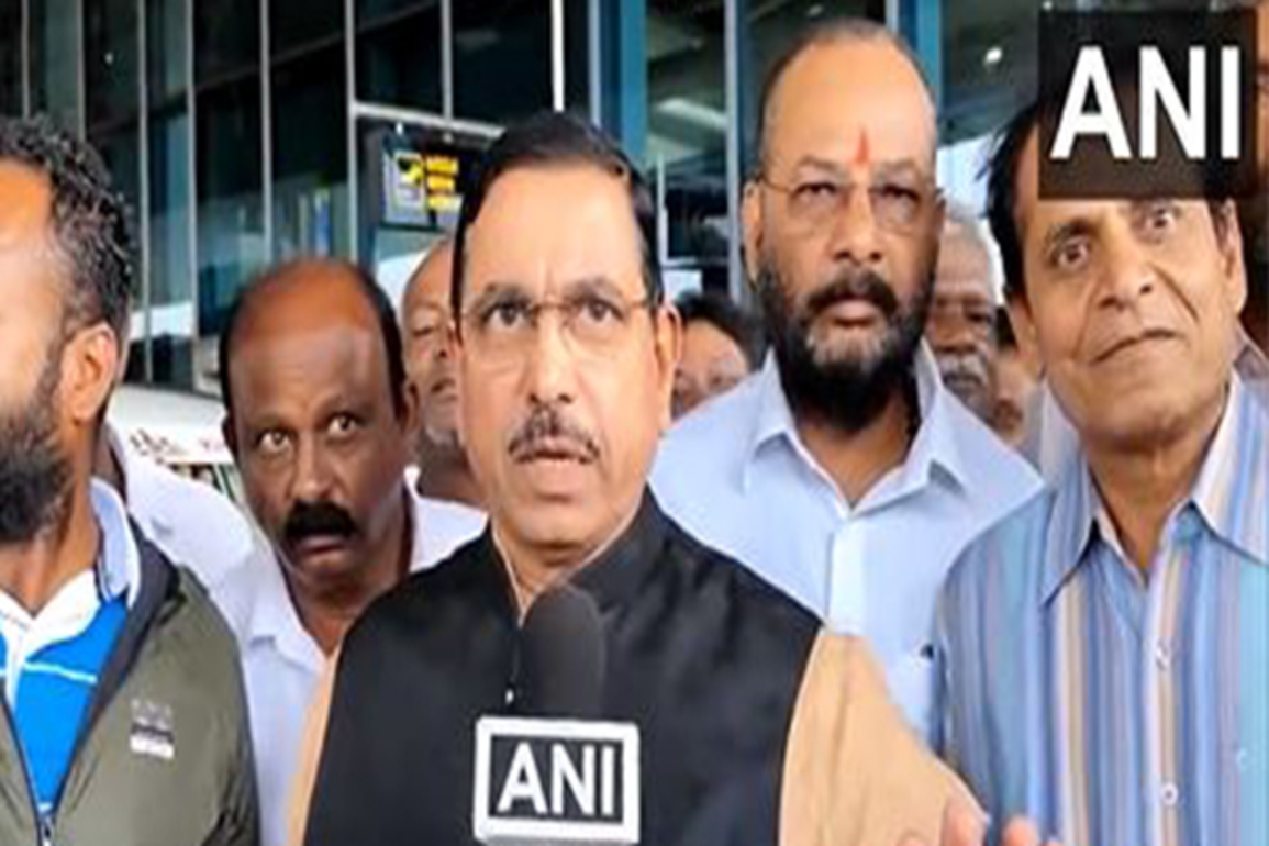"Don't believe propaganda, we have ample food stocks,": Minister Pralhad Joshi dismisses food shortage rumour