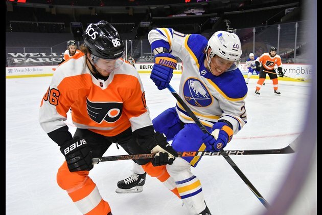Flyers bounce back, blank Sabres 3-0