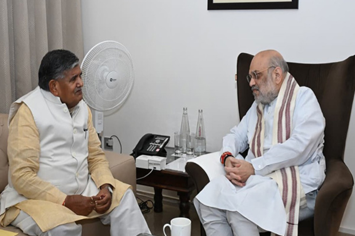 Punjab Governor meets Home Minister Shah in Guwahati; thanks him for Rs 125 cr grant