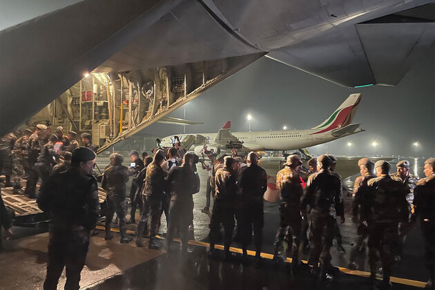 IAF airlifts 21 tonnes of relief material to Sri Lanka under Operation Sagar Bandhu