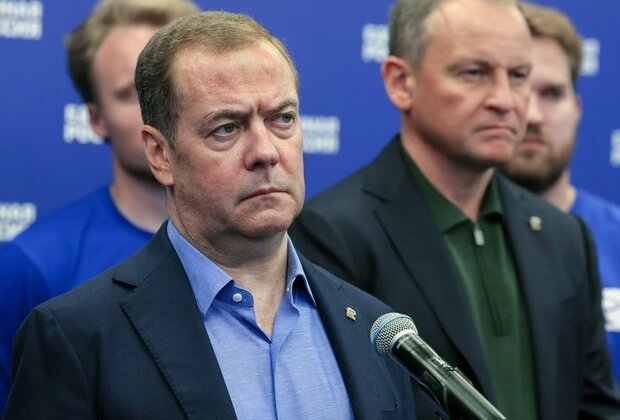 Russia had reason to use nukes, but showed restraint Medvedev