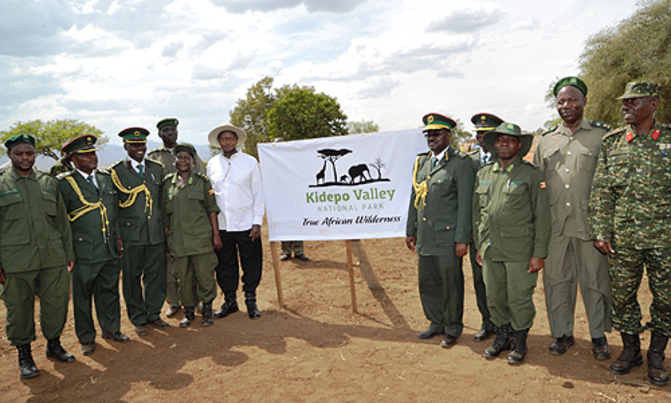 Shoot armed poachers, says Museveni Shoot armed poachers, says Museveni