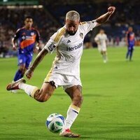 F Diego Fagundez returns to Revolution as free agent