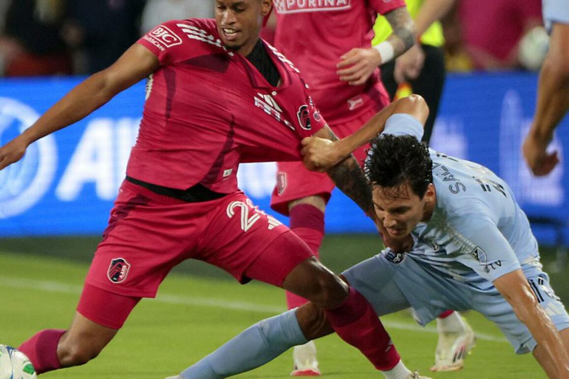 St. Louis City SC allows another late goal, falls to Portland 2-1