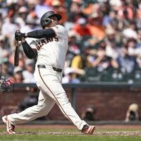 Rafael Devers' 3-run bomb delivers Giants win over Phillies