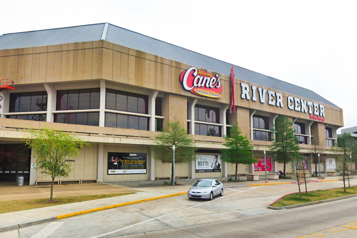 Chicago company selected as adviser for River Center redevelopment