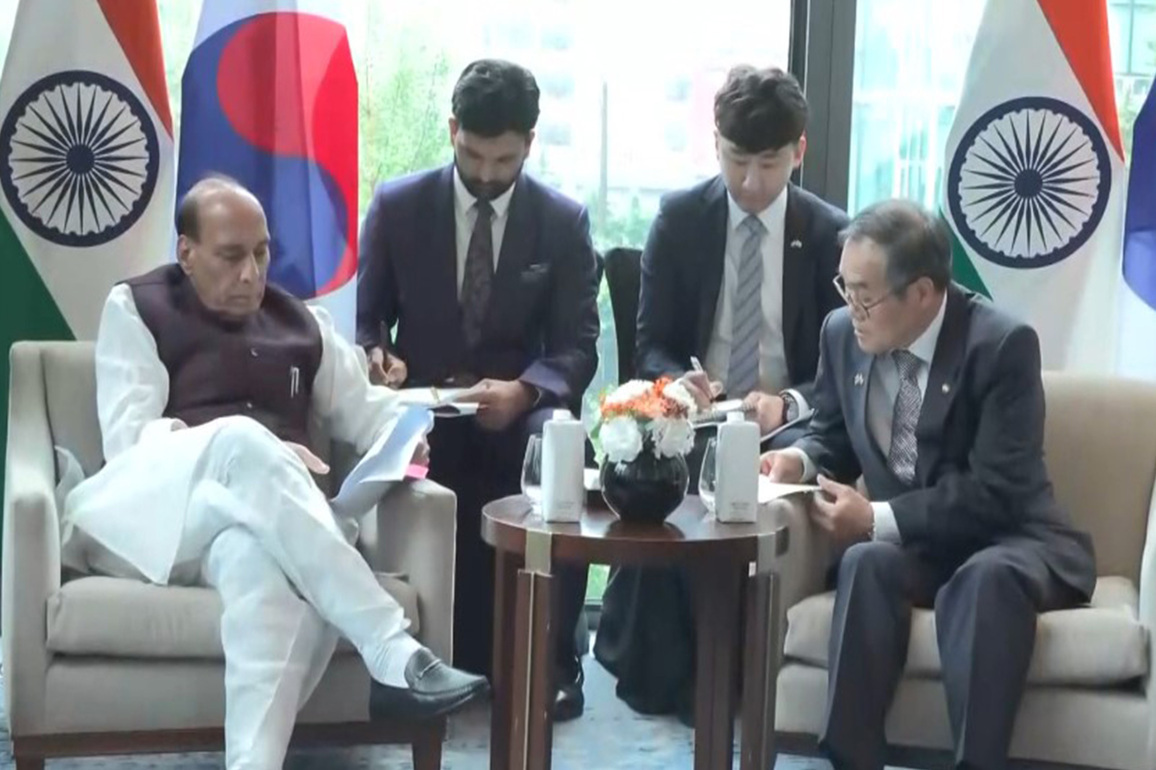 Rajnath Singh holds meeting with South Korea's Defence Acquisition Program Administration Minister