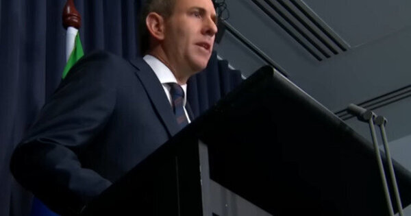 Global agencies give Australias economy thumbs up