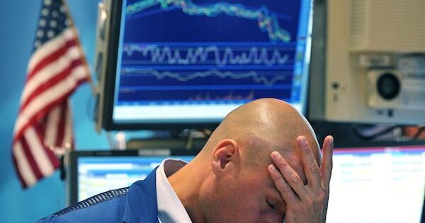 U.S. stock markets end week in retreat, Nasdaq sheds 210 points