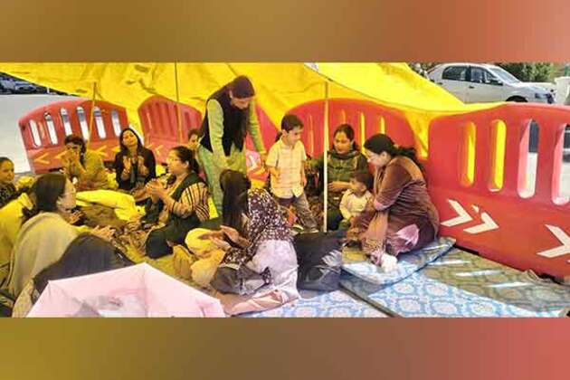 Himachal: Vocational teachers resume protest, demand direct government recruitment