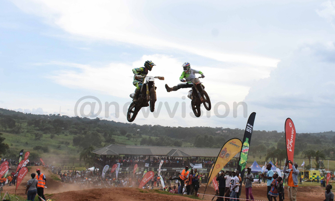 Battle of machines in Busiika Battle of machines in Busiika