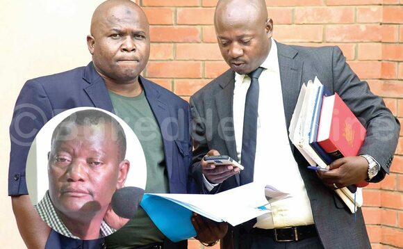 RDC Kyeyune (ku kkono) nga bimusobedde. Ku ddyo ye munnamateeka Wandera ne Ssemakula (atali mu ttaayi). RDC Kyeyune (ku kkono) nga bimusobedde. Ku ddyo ye munnamateeka Wandera ne Ssemakula (atali mu ttaayi).
