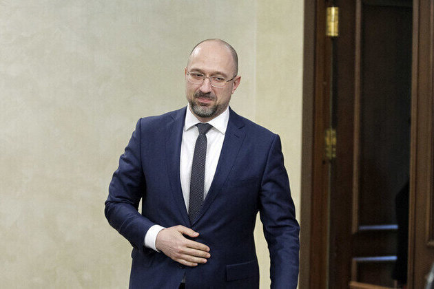 Zelensky nominates defense minister for new post