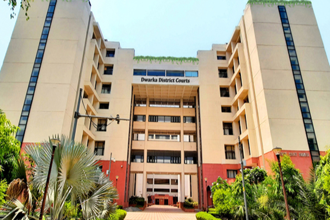 Dwarka judge receives death threat while on walk, Delhi police registers FIR