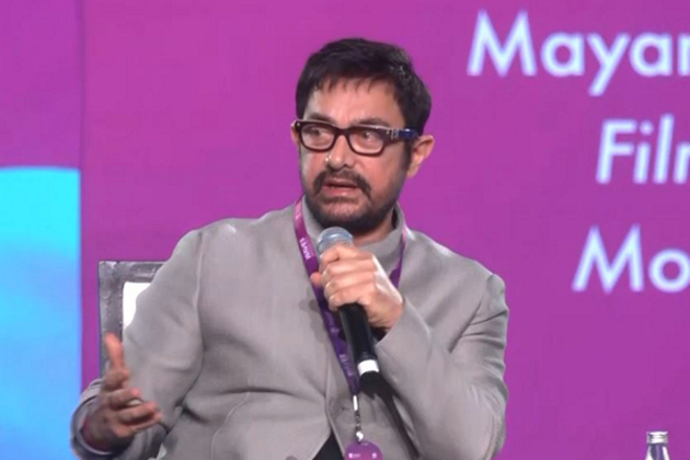 WAVES 2025: Aamir Khan addresses "lack of theatres" in India, calls for movie screens "Investment"