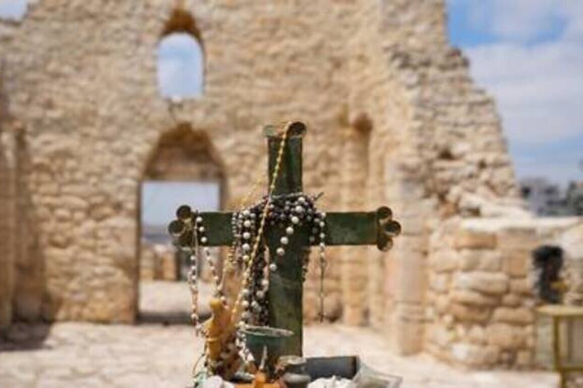 Israeli settlements will spell 'end' for Holy Land Christians - NGO head