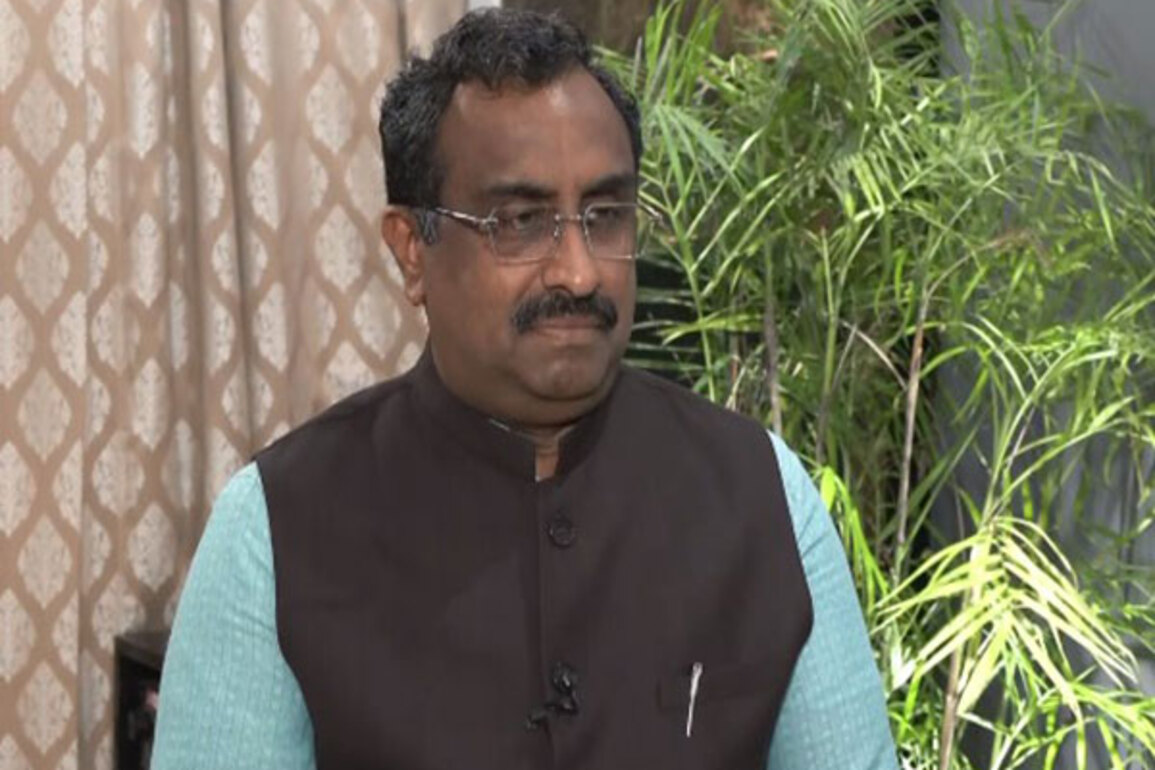 "Munir ke nuclear threat se koi darne wala nahi hai," RSS leader Ram Madhav