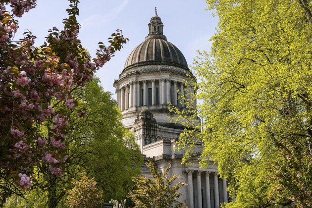 DOJ investigating Wash. law making priests mandated reporters for suspected child abuse