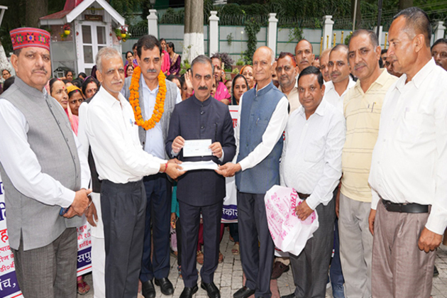Himachal CM meets Kamdhenu Hitkari Soceity delegation, highlights initiatives to boost rural economy